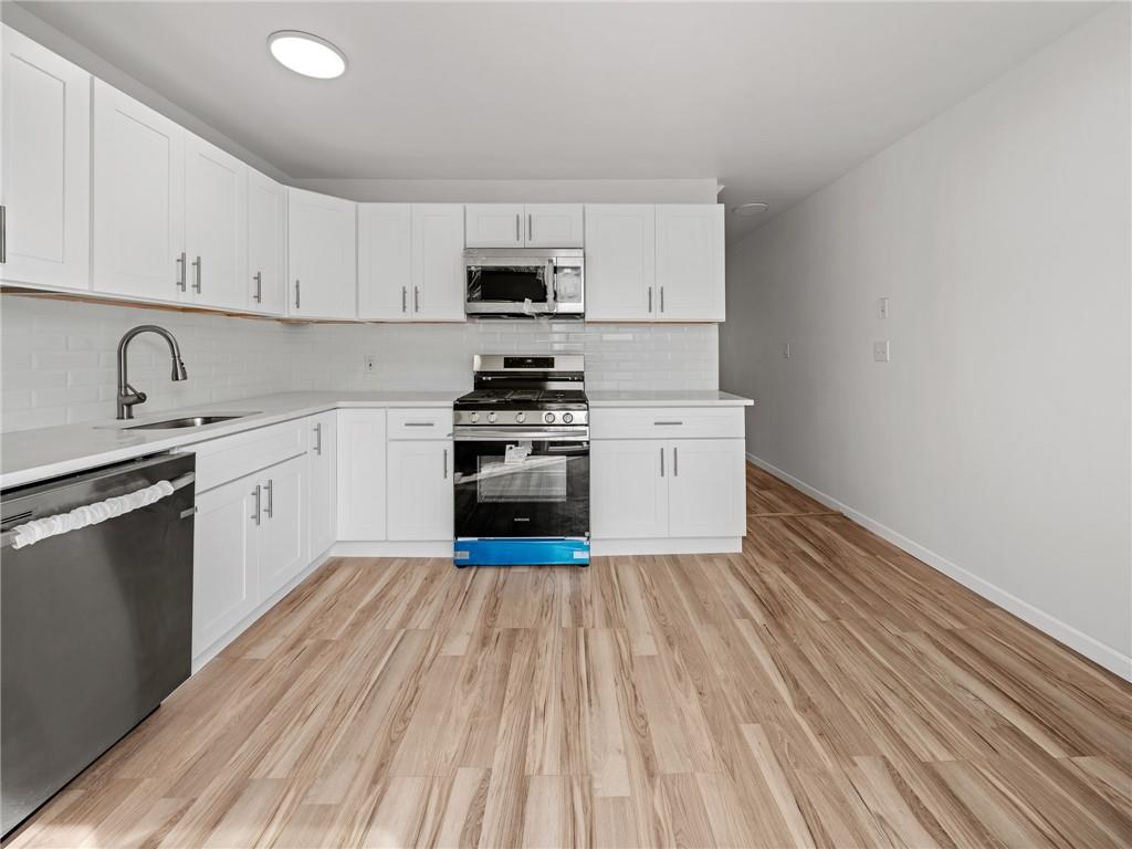 60 Stage Lane Park Hill Staten Island NY 10304