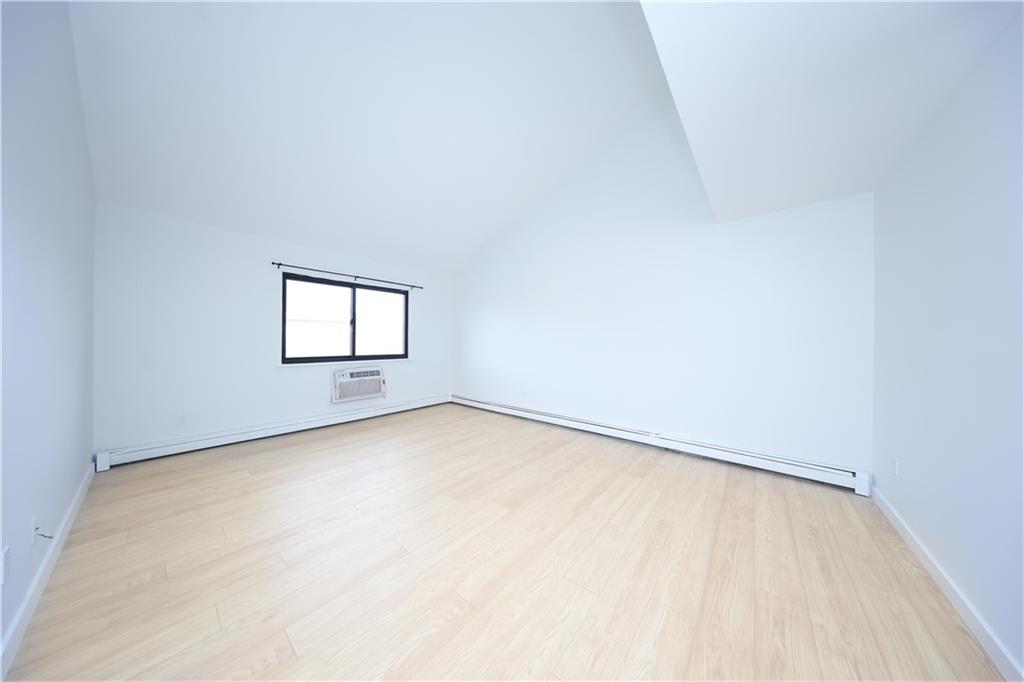 22 Gardenia Lane New Springville Staten Island NY 10314