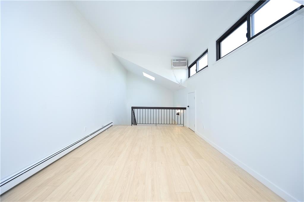 22 Gardenia Lane New Springville Staten Island NY 10314