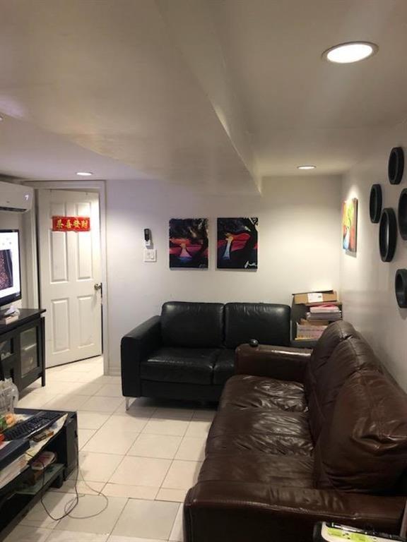 1539 West 5 Street Bensonhurst Brooklyn NY 11204