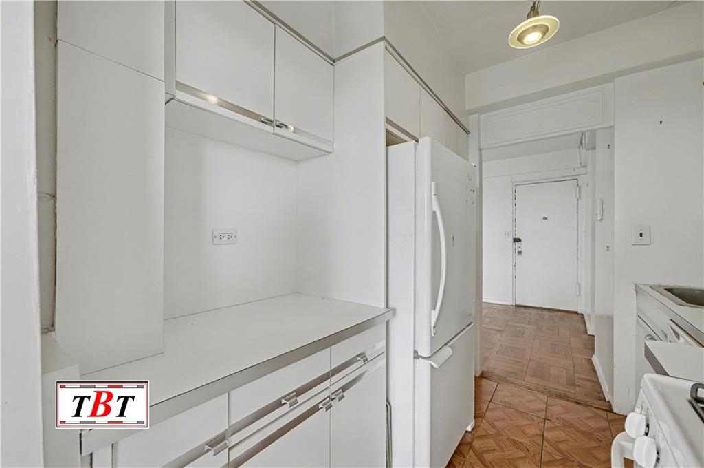 303 Beverly Road Kensington Brooklyn NY 11218