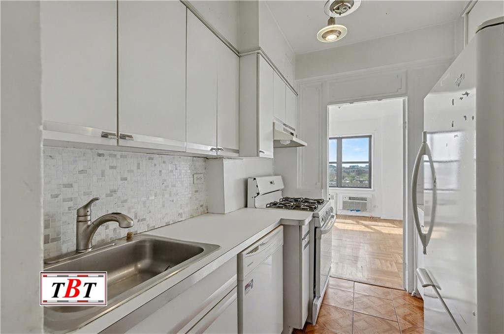 303 Beverly Road Kensington Brooklyn NY 11218