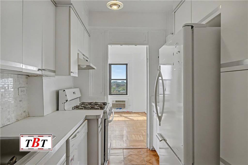 303 Beverly Road Kensington Brooklyn NY 11218