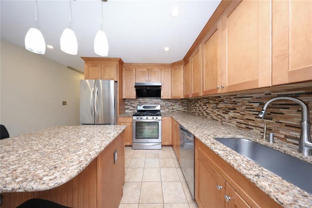 25 Amazon Court Clifton Staten Island NY 10304