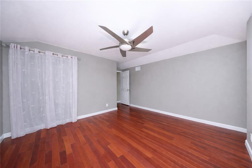 25 Amazon Court Clifton Staten Island NY 10304