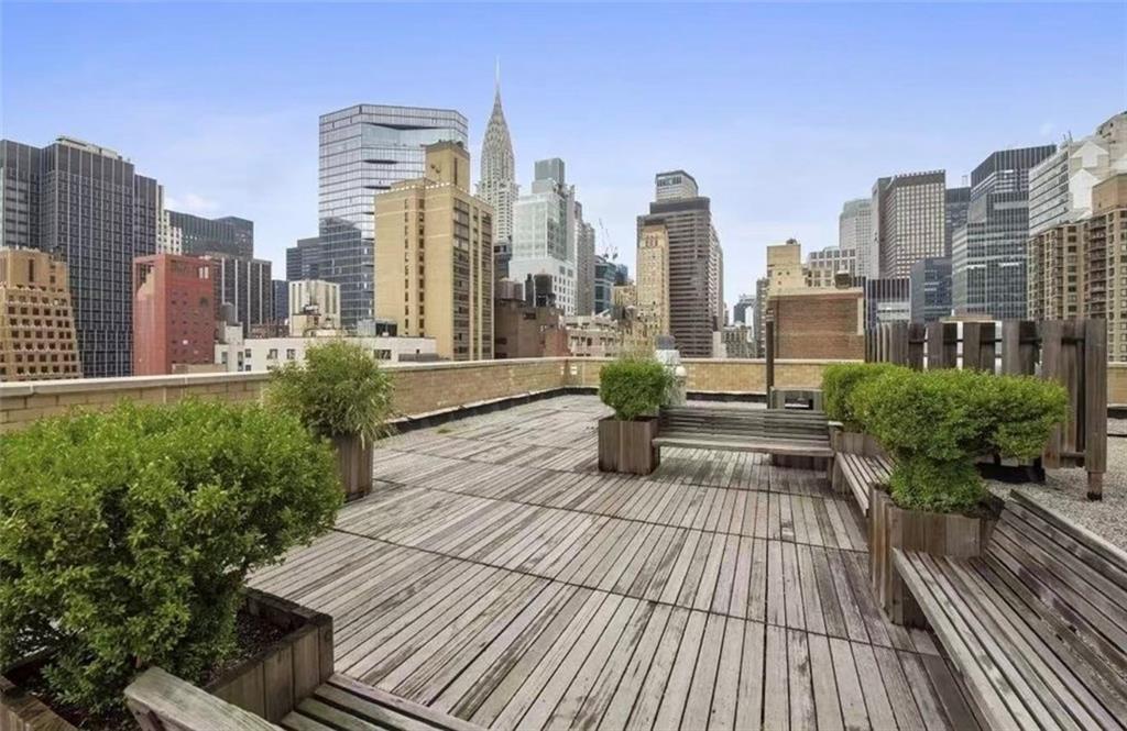 301 East 45th Street Midtown East New York NY 10017