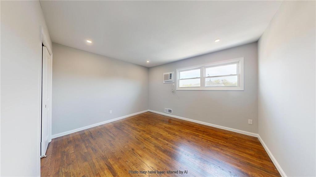 8 Thayer Place Bay Terrace Staten Island NY 10306