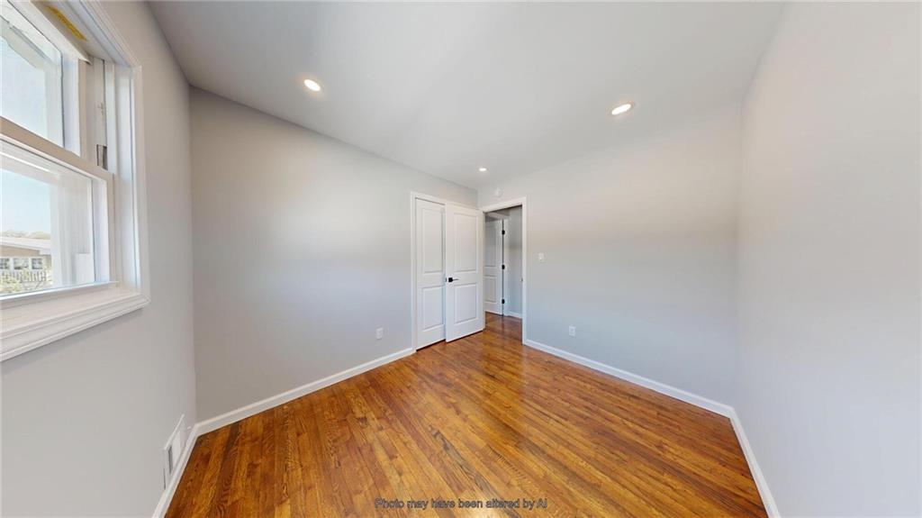 8 Thayer Place Bay Terrace Staten Island NY 10306