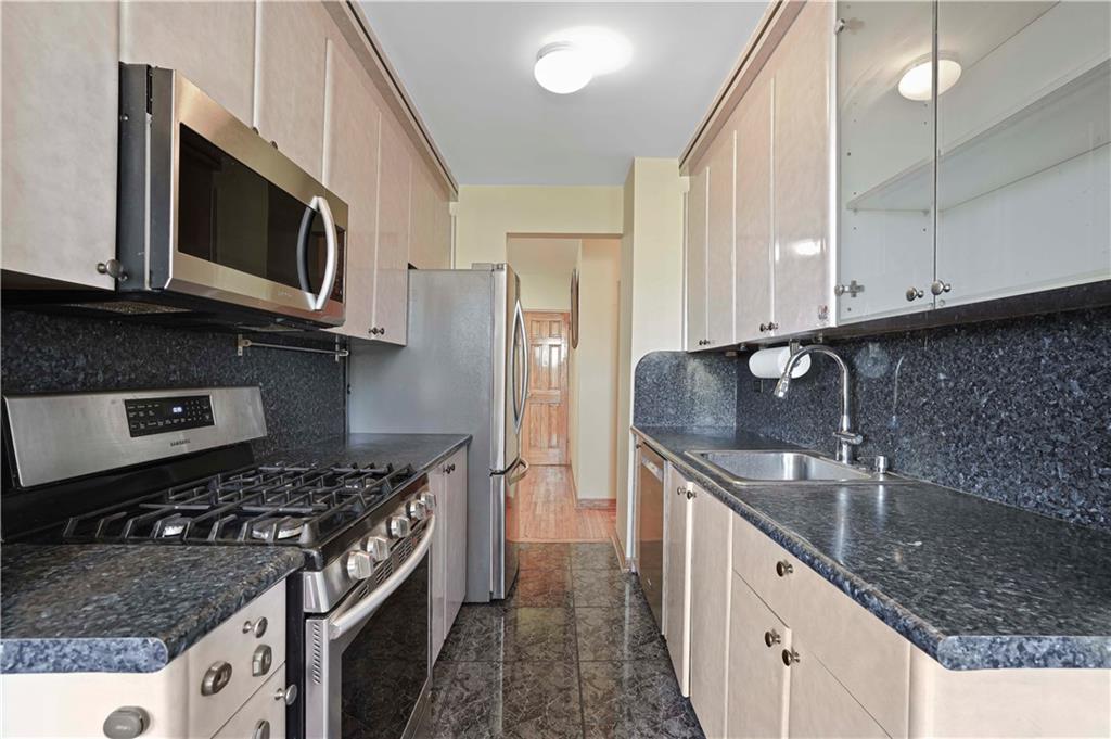 2727 Ocean Parkway Brighton Beach Brooklyn NY 11235