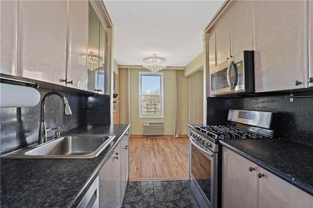 2727 Ocean Parkway Brighton Beach Brooklyn NY 11235