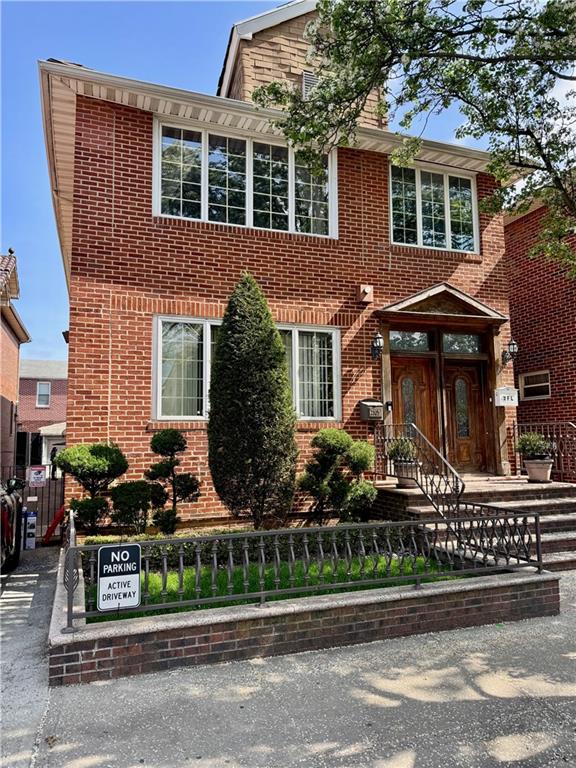 7305 19th Avenue Bensonhurst Brooklyn NY 11204