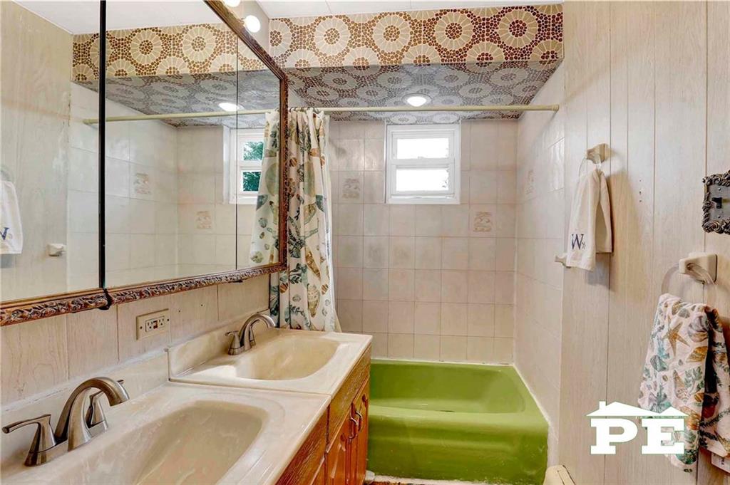 1517 East 57th Street Old Mill Basin Brooklyn NY 11234