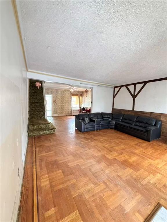 1889 West 4th Street Gravesend Brooklyn NY 11223