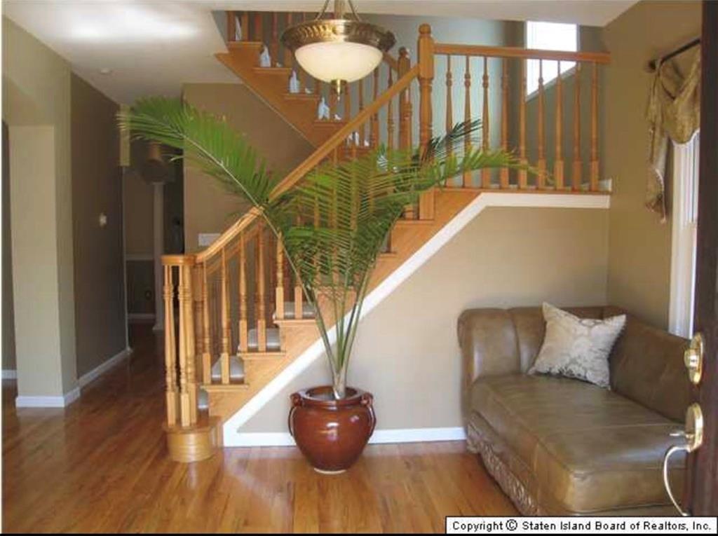 103 Saint Andrews Road Lighthouse Hill Staten Island NY 10306