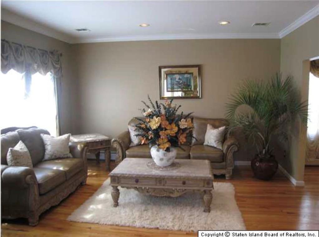 103 Saint Andrews Road Lighthouse Hill Staten Island NY 10306