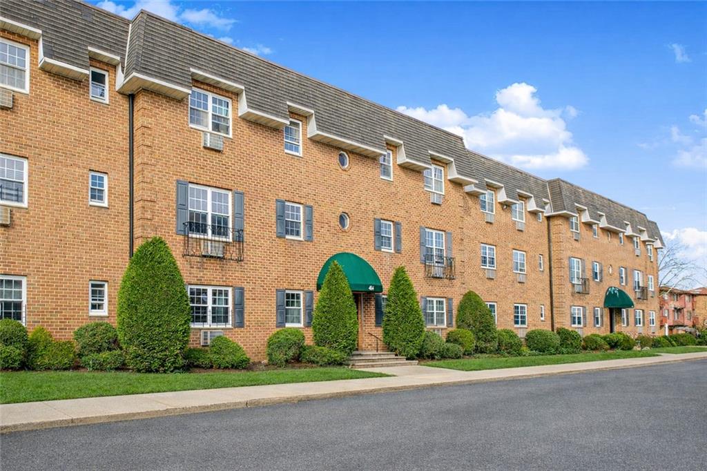 414 Maryland Avenue Rosebank Staten Island NY 10305