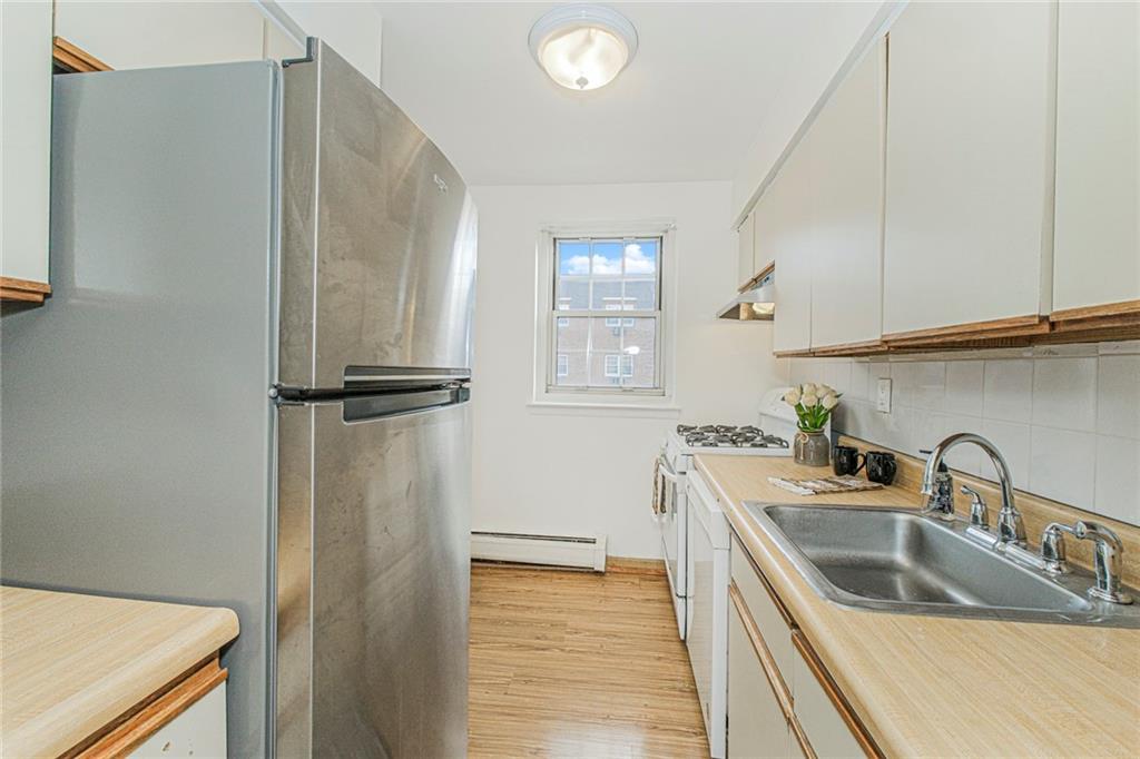 414 Maryland Avenue Rosebank Staten Island NY 10305