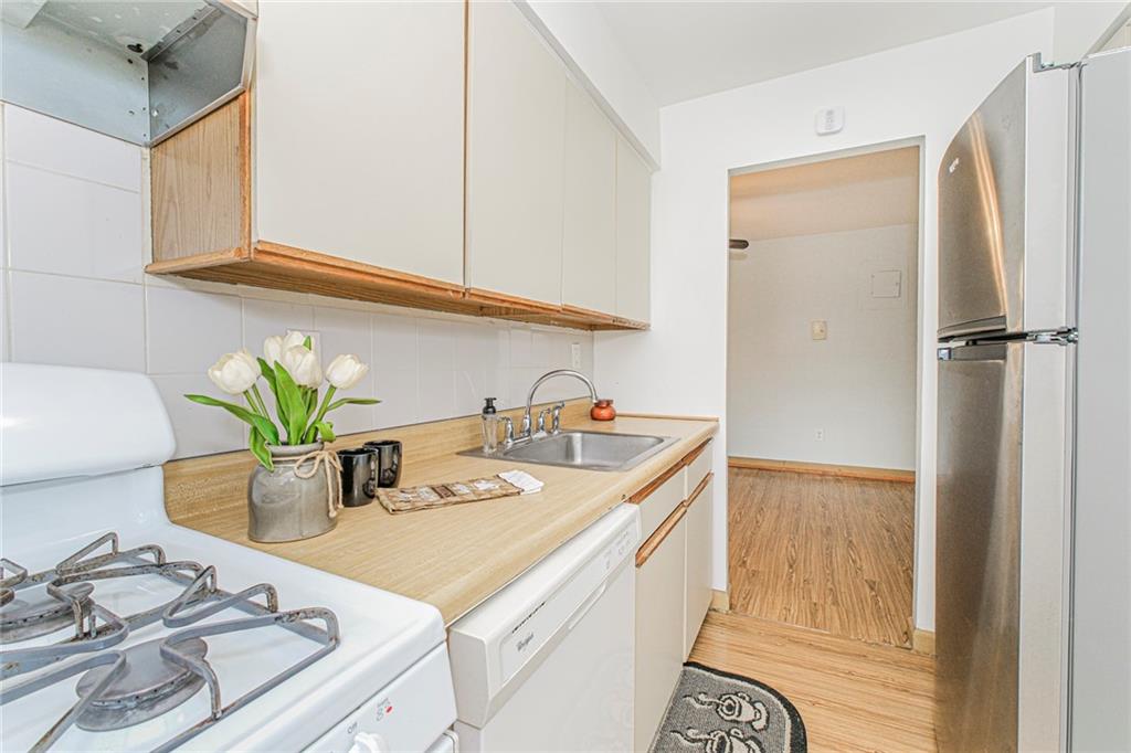 414 Maryland Avenue Rosebank Staten Island NY 10305