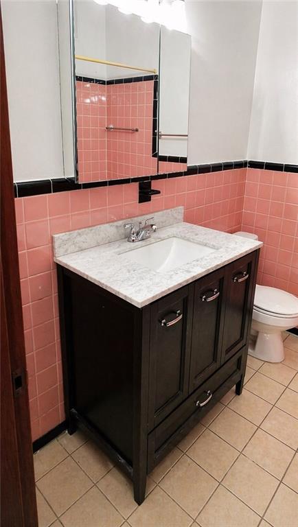 3019 80th Street Jackson Heights East Elmhurst NY 11370