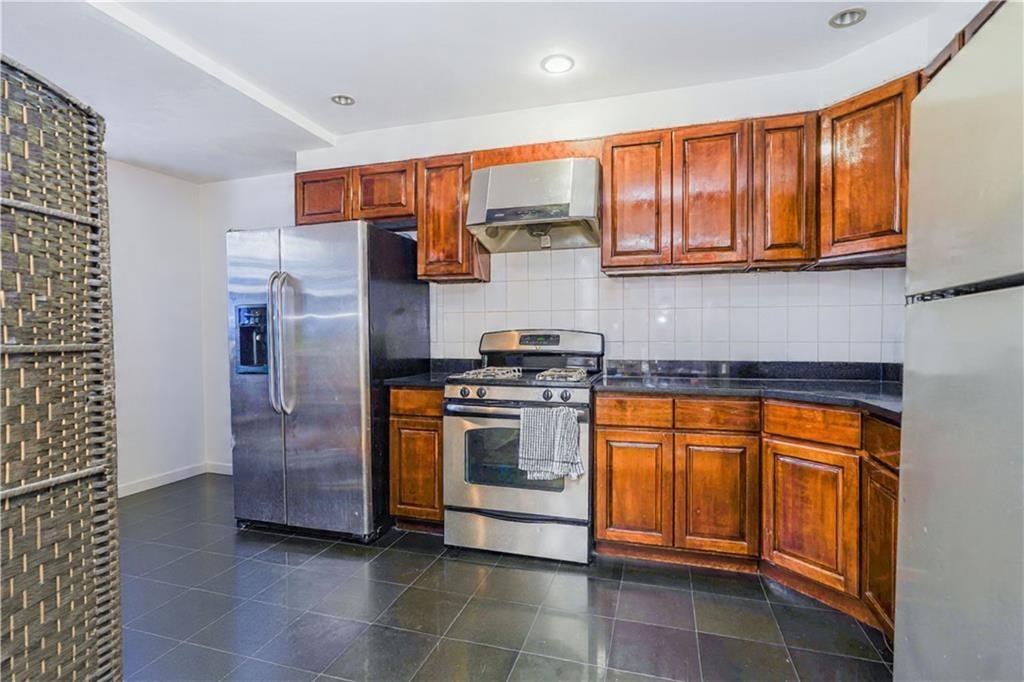 2525 Cropsey Avenue Bath Beach Brooklyn NY 11214