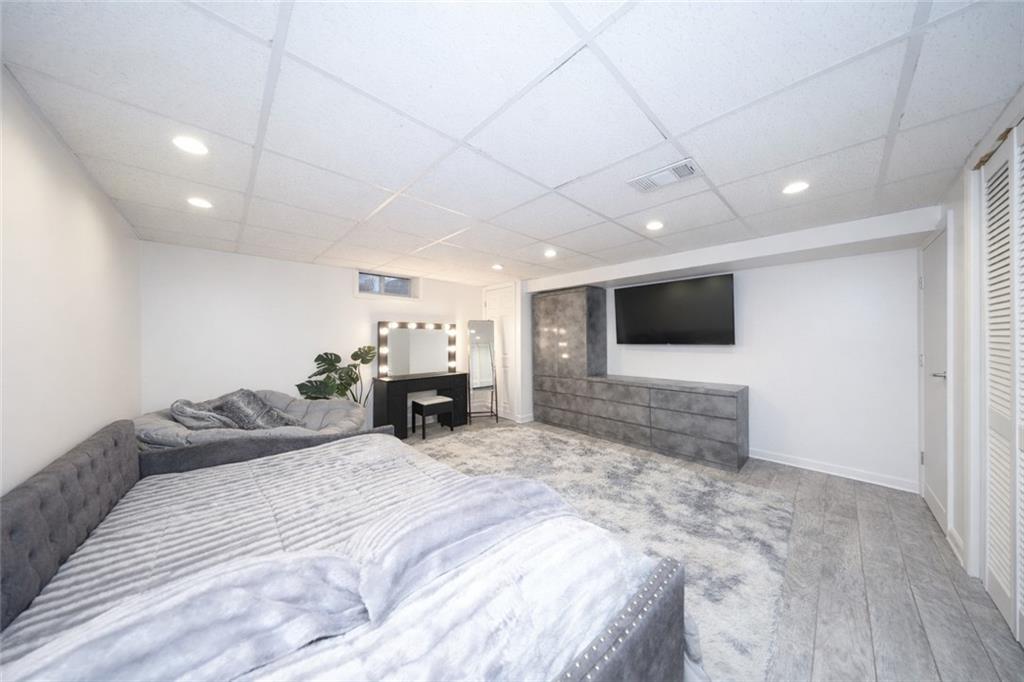 25 Poets Circle Huguenot Staten Island NY 10312