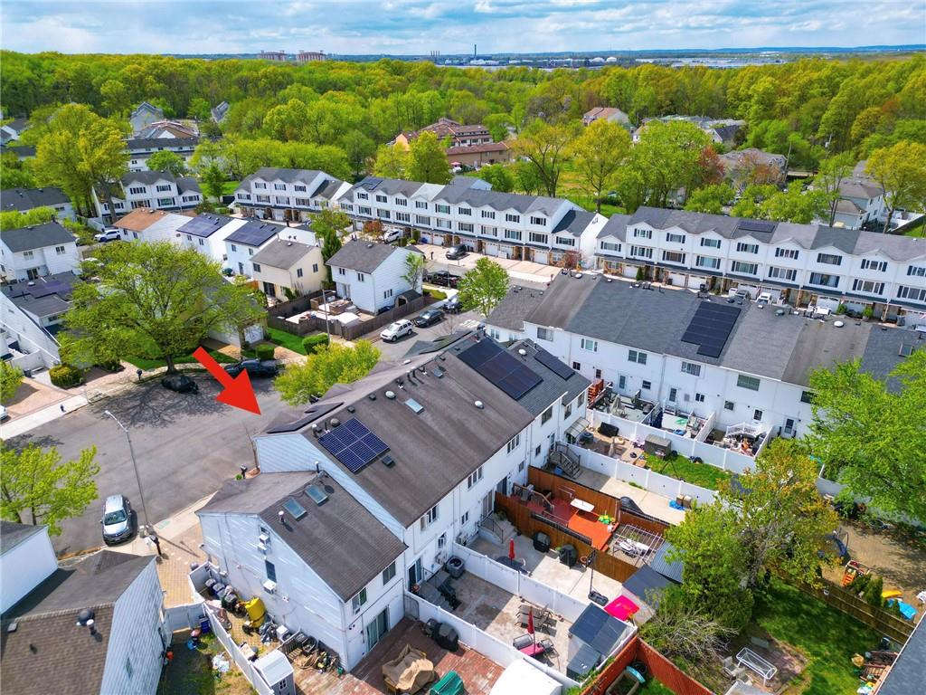 25 Poets Circle Huguenot Staten Island NY 10312