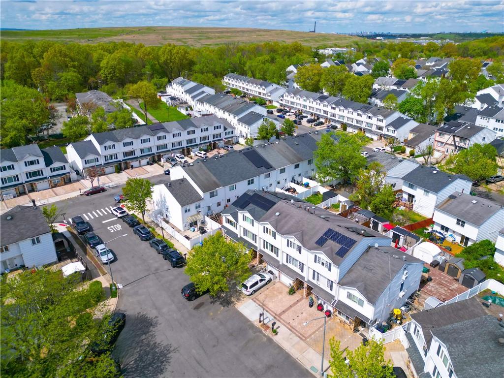 25 Poets Circle Huguenot Staten Island NY 10312