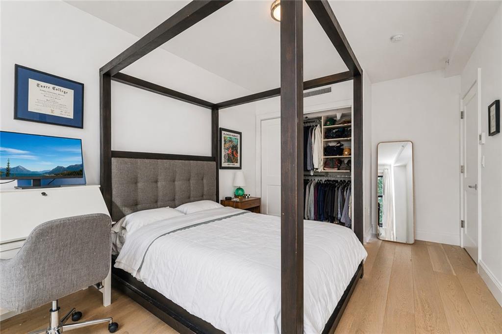 9956 3rd Avenue Fort Hamilton Brooklyn NY 11209