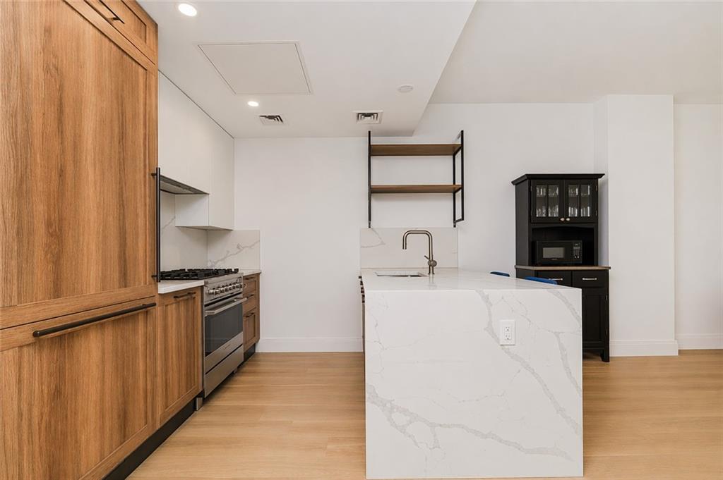 9956 3rd Avenue Fort Hamilton Brooklyn NY 11209