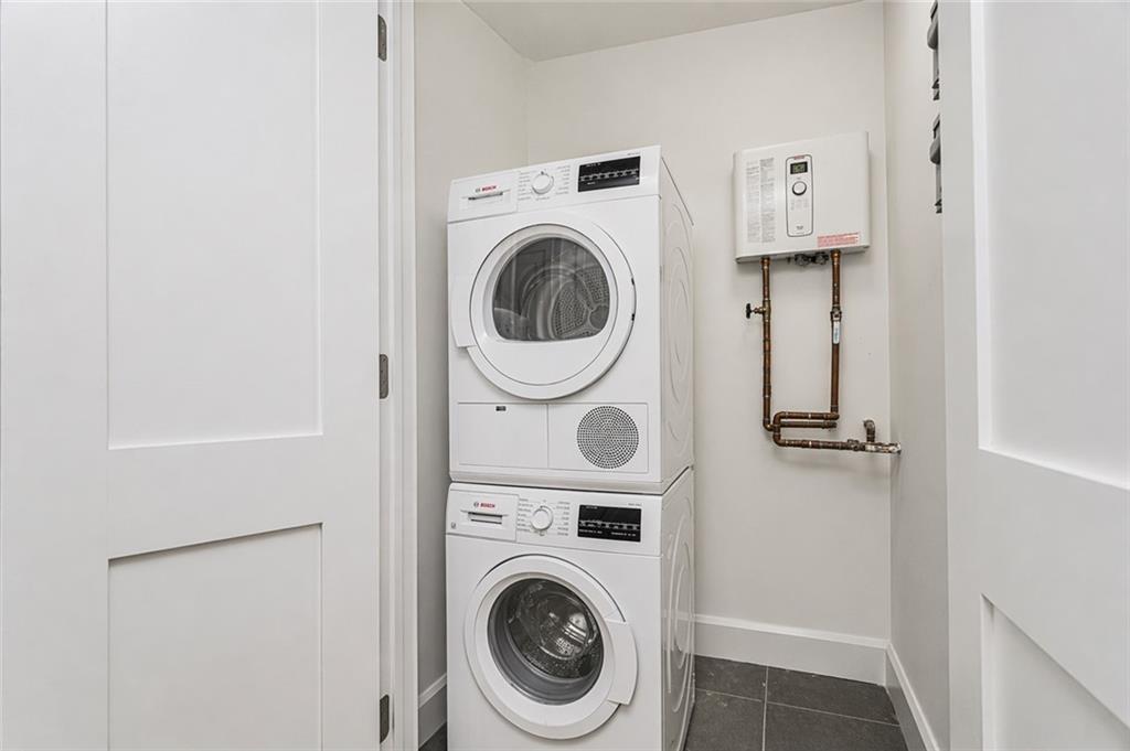 9956 3rd Avenue Fort Hamilton Brooklyn NY 11209