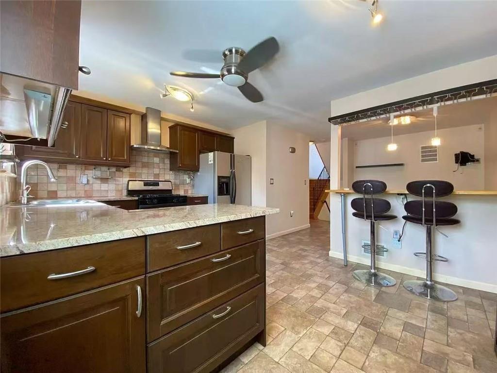 36 Carlyle Green Arden Heights Staten Island NY 10312