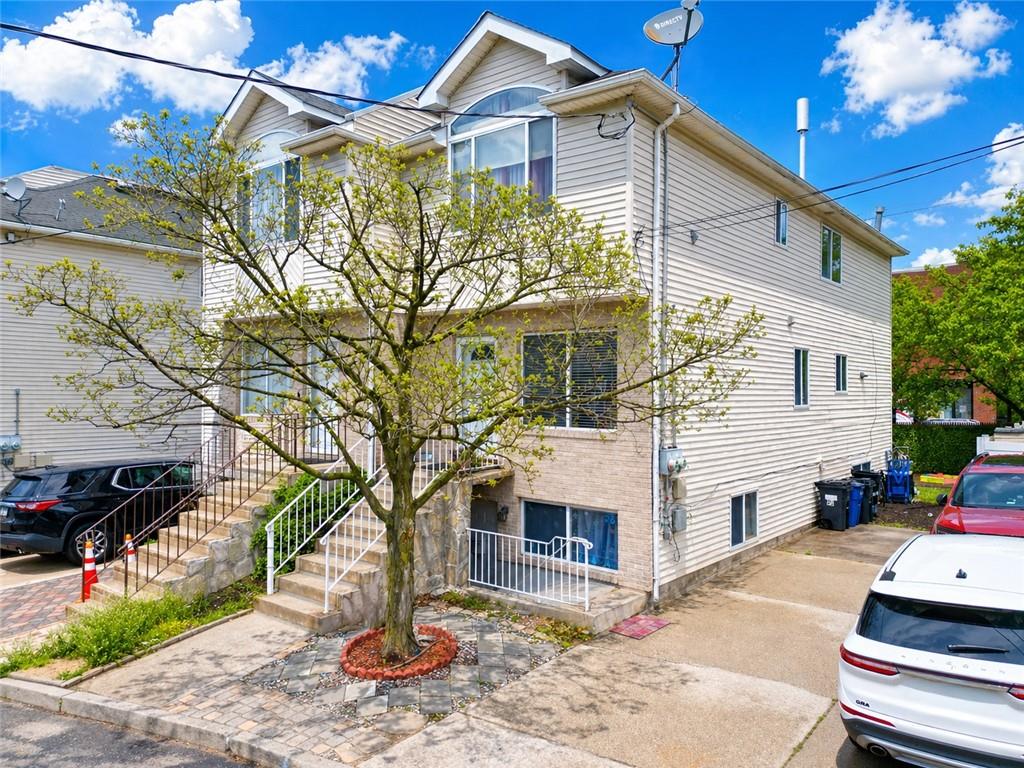 21 Bentley Lane Tottenville Staten Island NY 10307