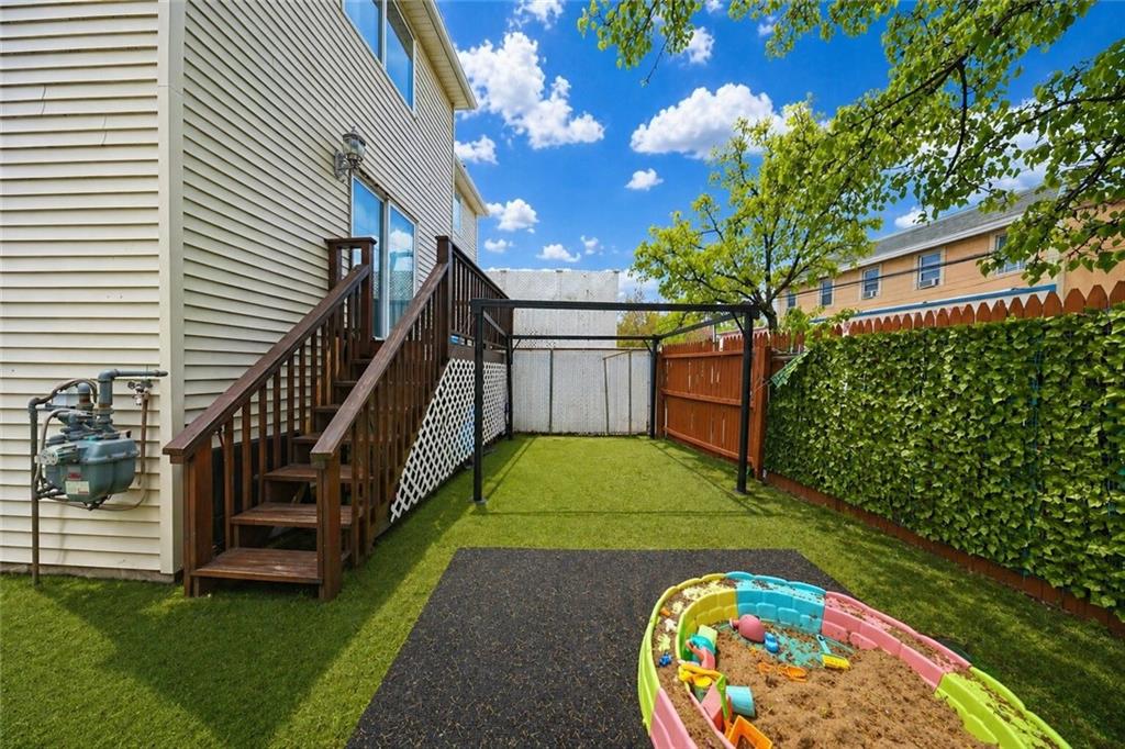 21 Bentley Lane Tottenville Staten Island NY 10307