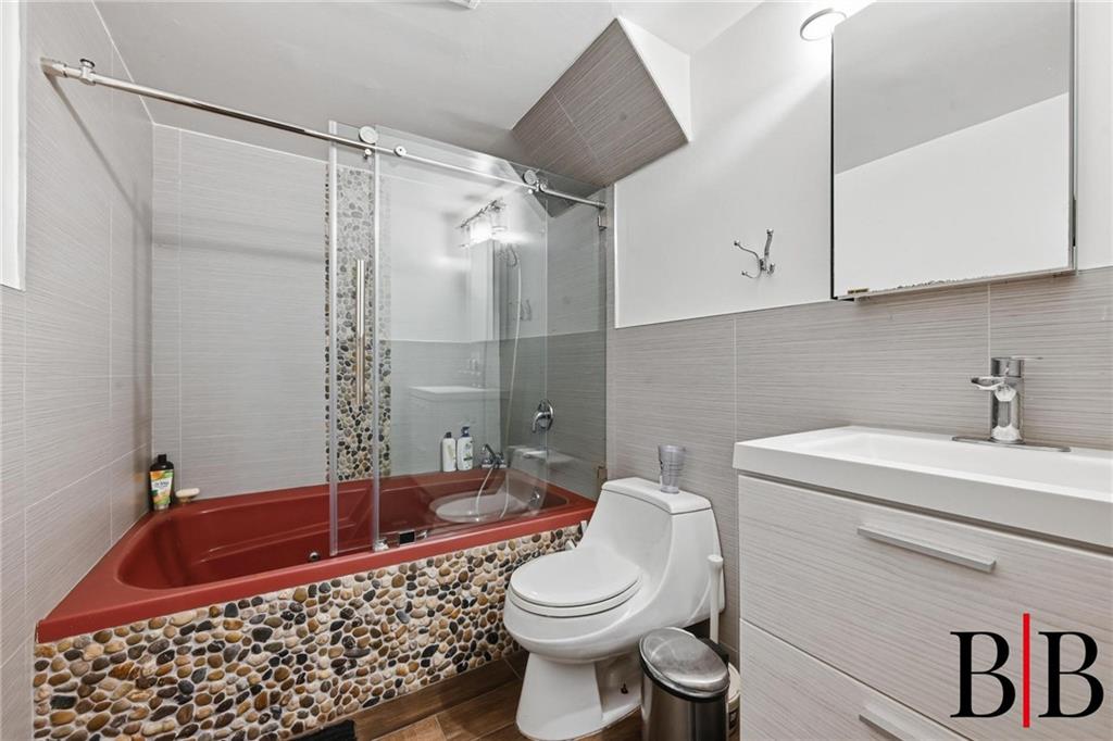 7131 Perri Lane Bergen Beach Brooklyn NY 11234