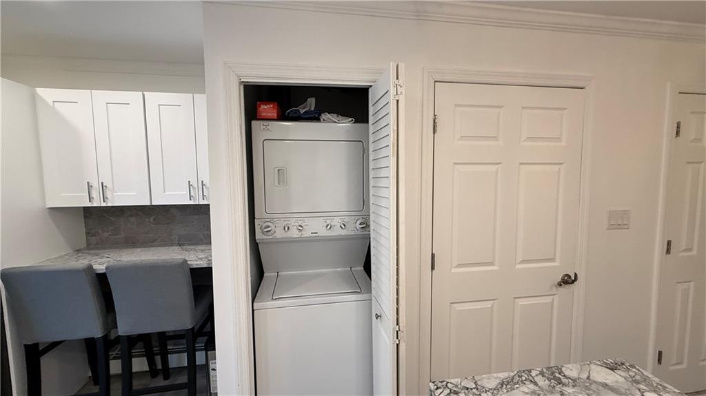 94 North Drive Grasmere Staten Island NY 10305