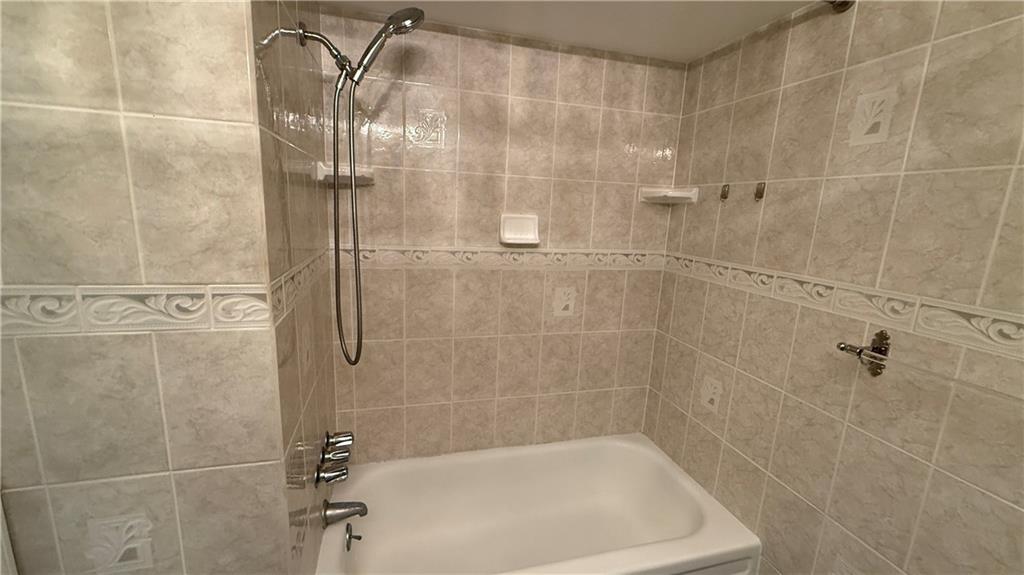 94 North Drive Grasmere Staten Island NY 10305