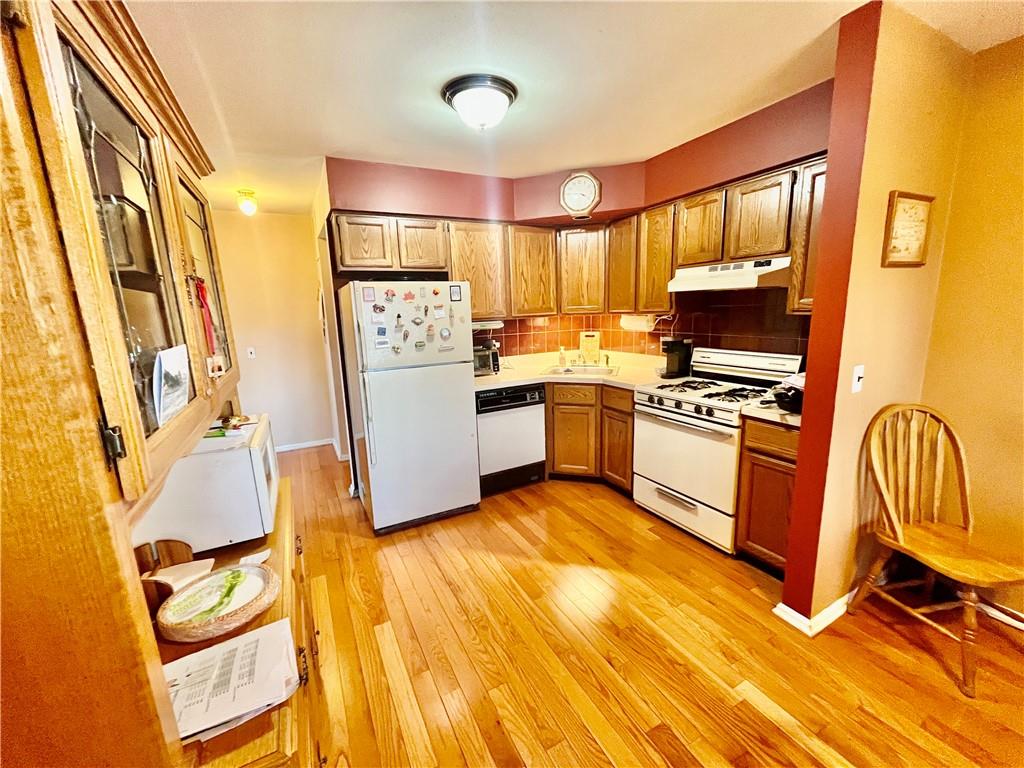 200 Dongan Hills Avenue Dongan Hills Staten Island NY 10305