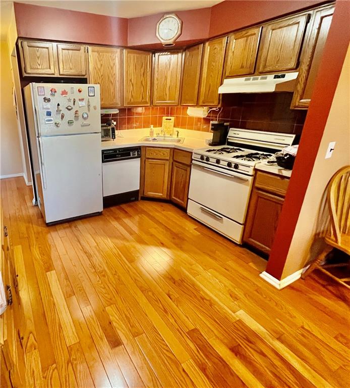 200 Dongan Hills Avenue Dongan Hills Staten Island NY 10305