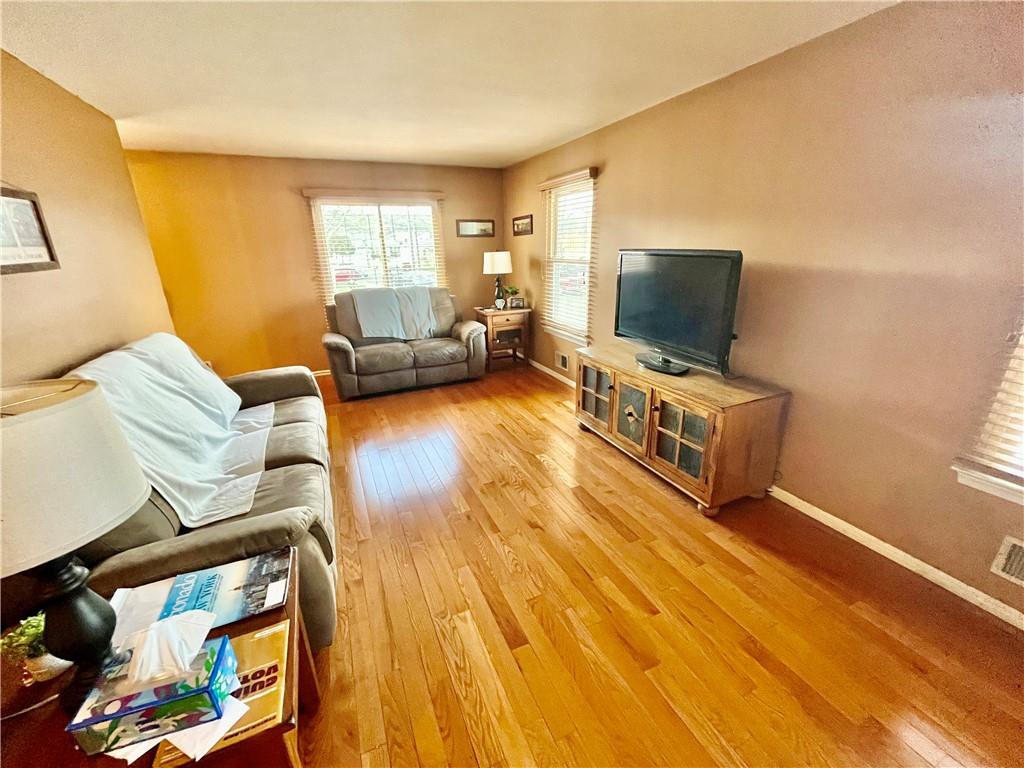 200 Dongan Hills Avenue Dongan Hills Staten Island NY 10305