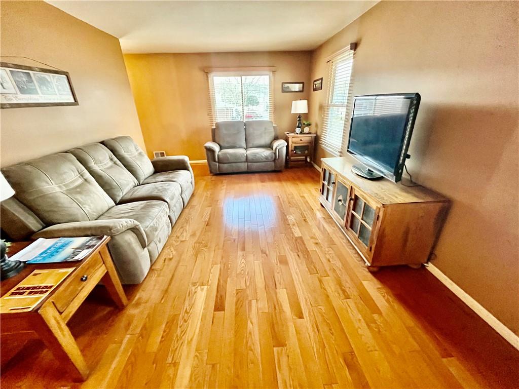 200 Dongan Hills Avenue Dongan Hills Staten Island NY 10305