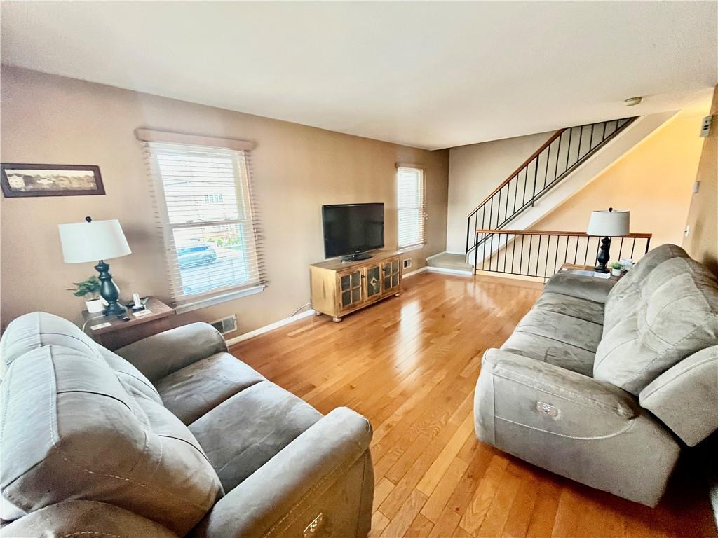 200 Dongan Hills Avenue Dongan Hills Staten Island NY 10305