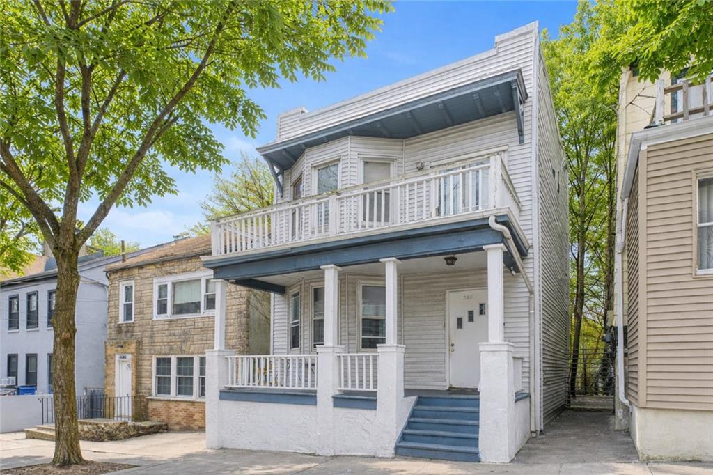 380 Saint Mark's Place St. George Staten Island NY 10301