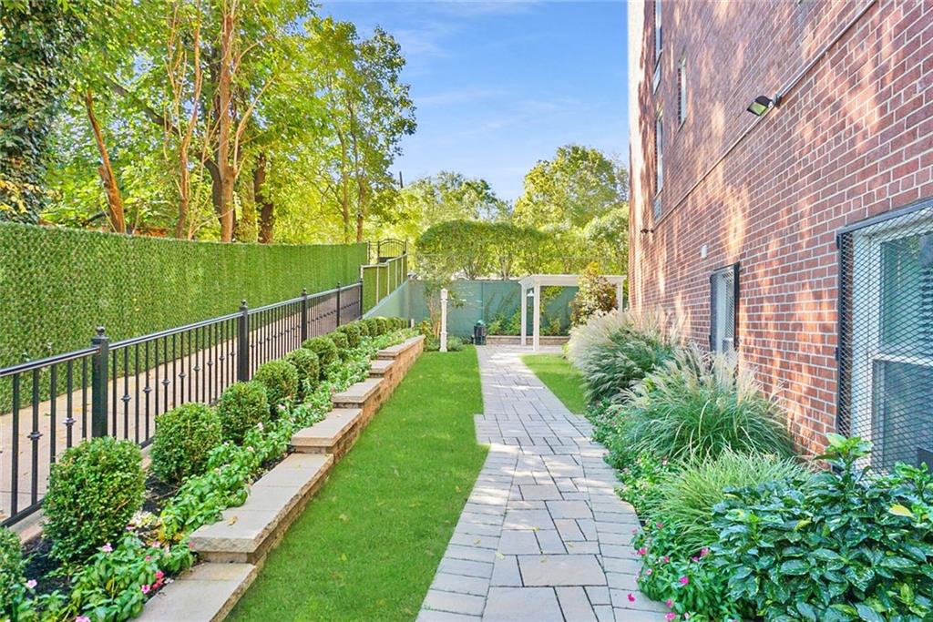 36 Hamilton Avenue St. George Staten Island NY 10301