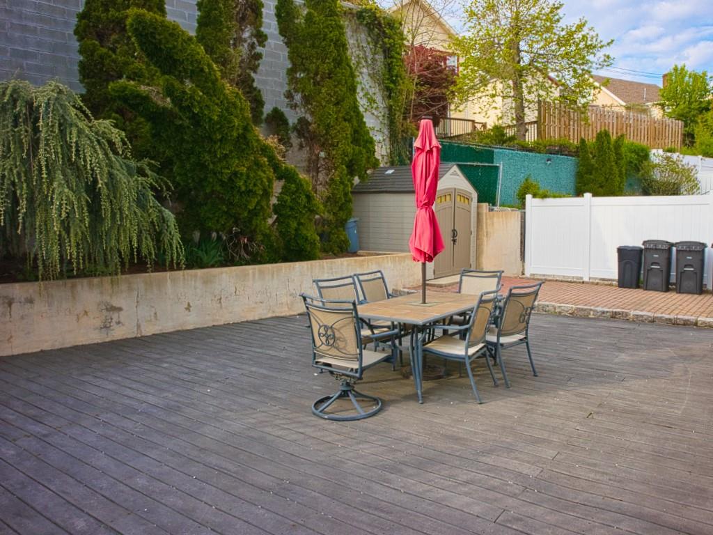 27 Adrienne Place Great Kills Brooklyn NY 10308