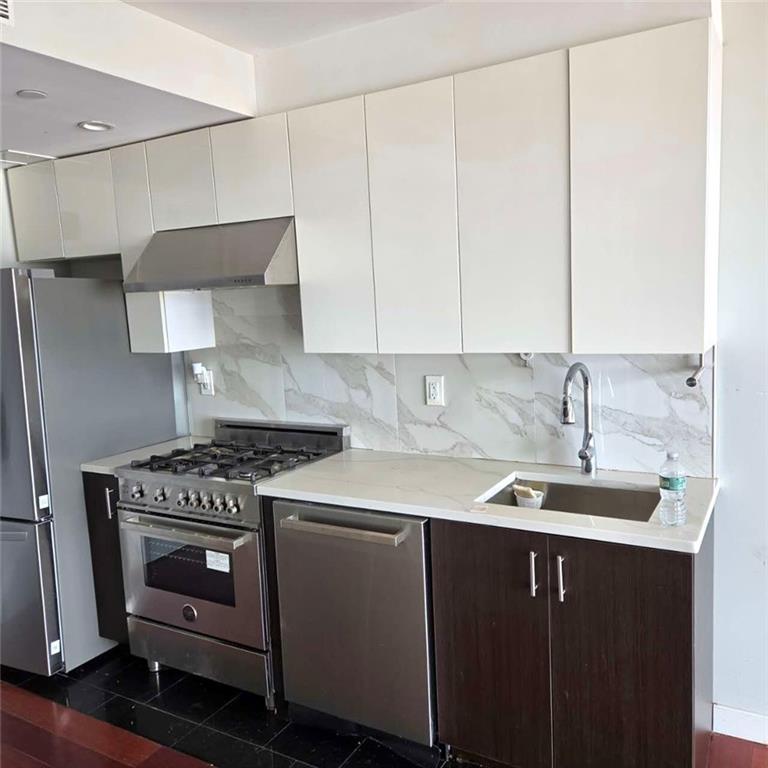 142-38 37th Avenue Flushing Flushing NY 11354