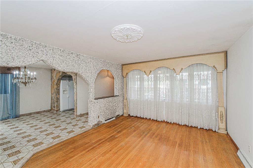 274 Evergreen Avenue Dongan Hills Staten Island NY 10305