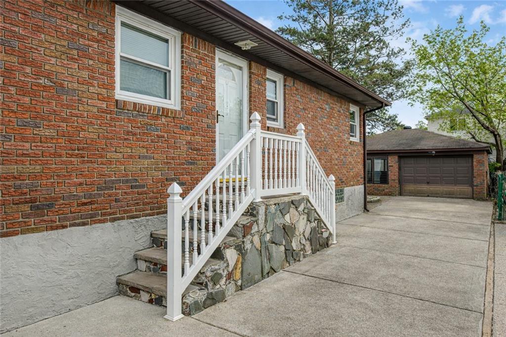 274 Evergreen Avenue Dongan Hills Staten Island NY 10305