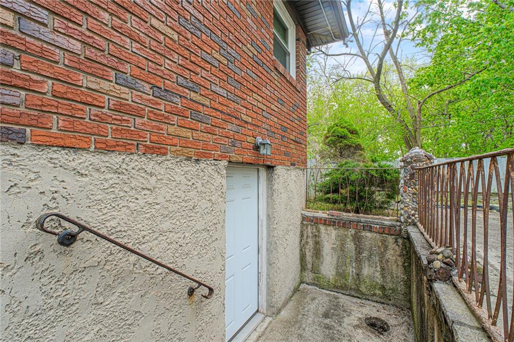 274 Evergreen Avenue Dongan Hills Staten Island NY 10305