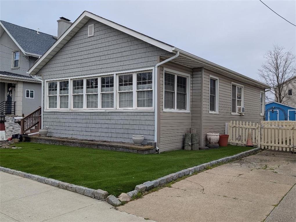150 Beach 3rd Street Far Rockaway Far Rockaway NY 11691