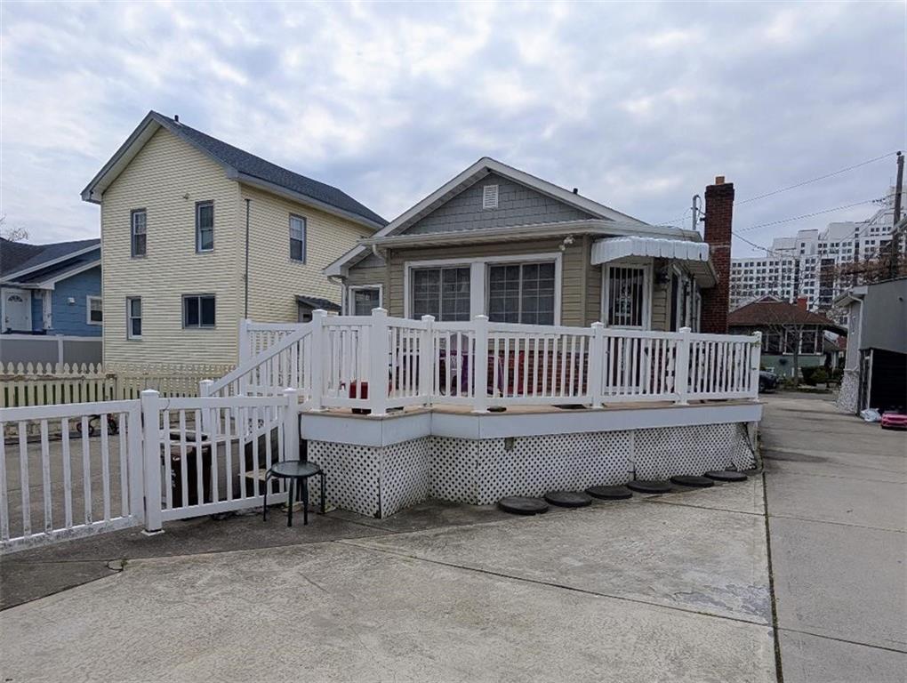 150 Beach 3rd Street Far Rockaway Far Rockaway NY 11691